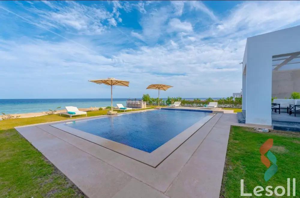 فيلا للبيع بمساحة 375 متر و 9 غرف في  الغردقة البحر الأحمر