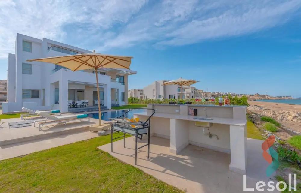 فيلا للبيع بمساحة 375 متر و 9 غرف في  الغردقة البحر الأحمر