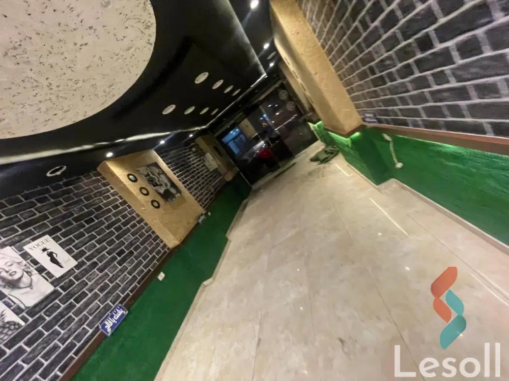 محل للبيع بمساحة 60 متر في الاسكندرية 