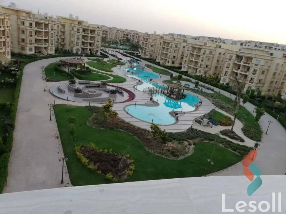 بنتهاوس للبيع بمساحة 225 متر و 4 غرف في  حدائق اكتوبر الجيزة