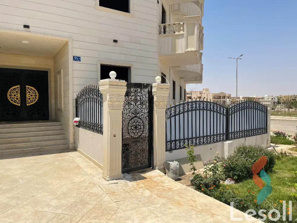 دوبلكس للبيع بمساحة 413 متر و 5 غرف في  مدينة الشروق القاهرة