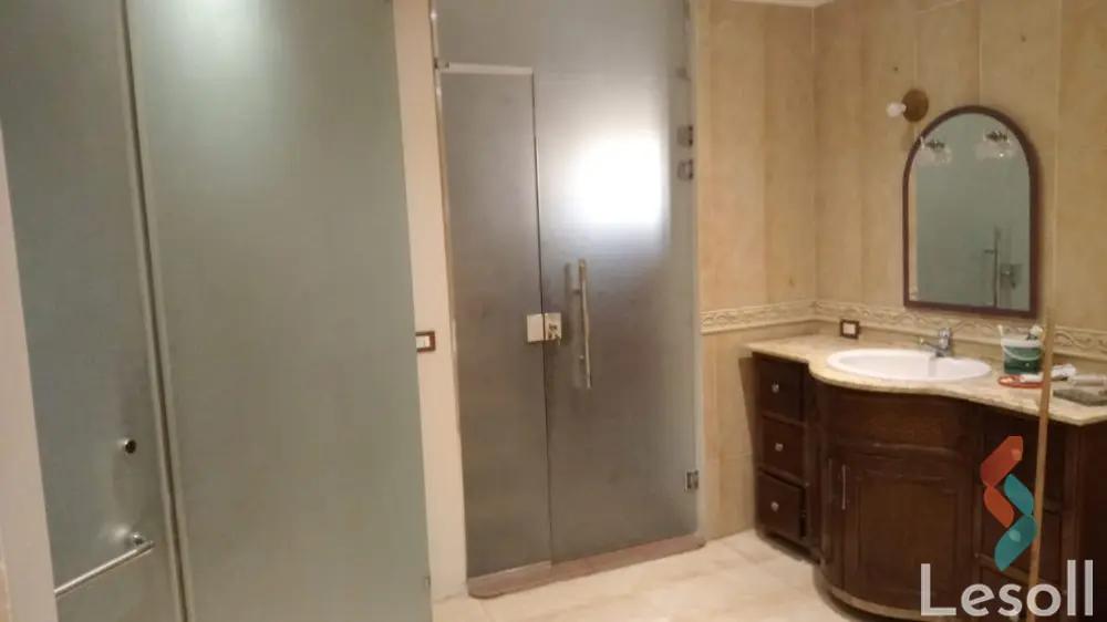 Apartment for monthly rent with an area 310 meters and 3 rooms in 5th Settlement Cairo  - Image 4