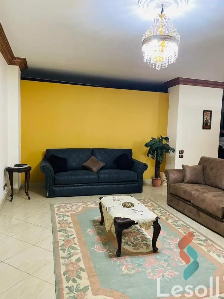 شقة للايجار الشهري بمساحة 200 متر و 3 غرف في المقطم القاهرة