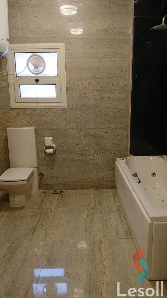 شقة للايجار الشهري بمساحة 246 متر و 4 غرف في مدينة الشروق القاهرة