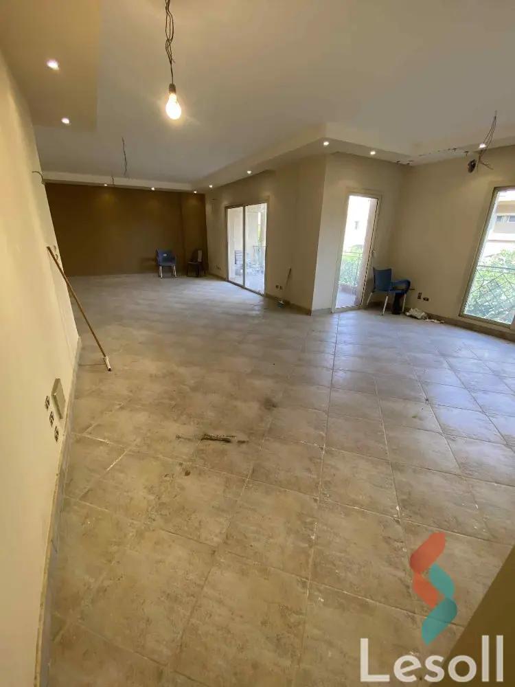 شقة للبيع بمساحة 175 متر و 3 غرف في  مدينة الشروق القاهرة