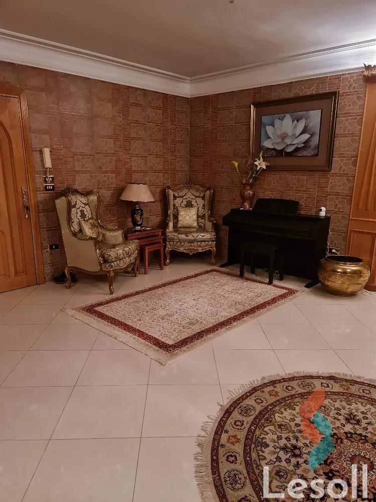 شقة للبيع بمساحة 305 متر و 4 غرف في  مدينة نصر القاهرة