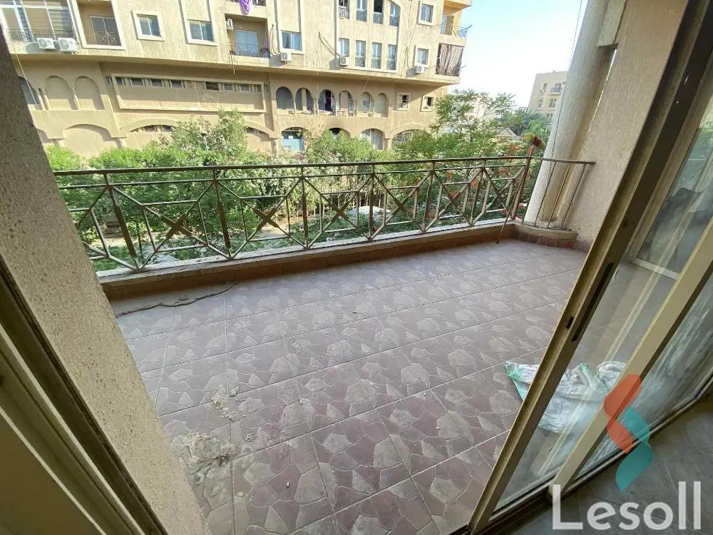 شقة للبيع بمساحة 175 متر و 3 غرف في  مدينة الشروق القاهرة