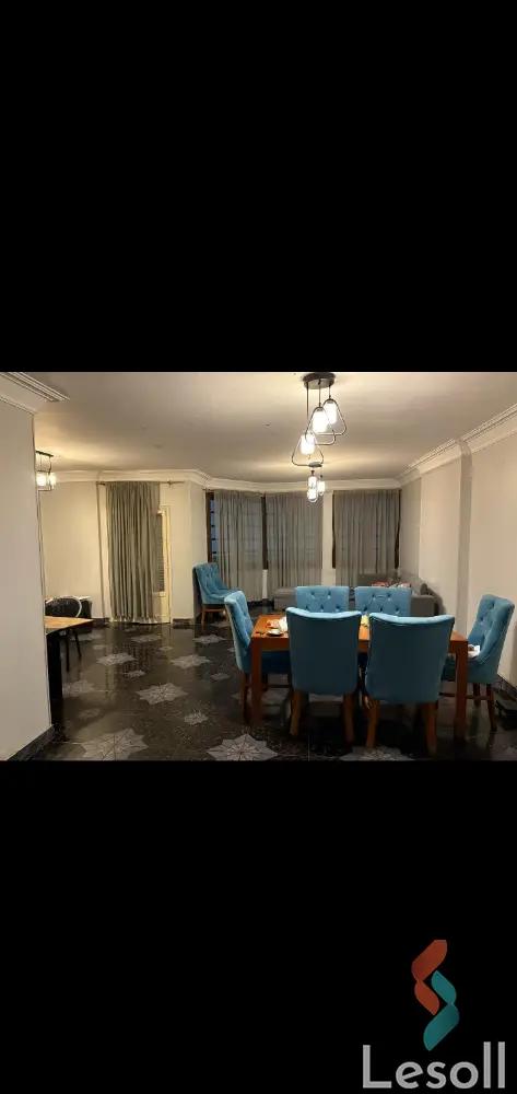 شقة للبيع بمساحة 180 متر و 3 غرف في  مدينة نصر القاهرة