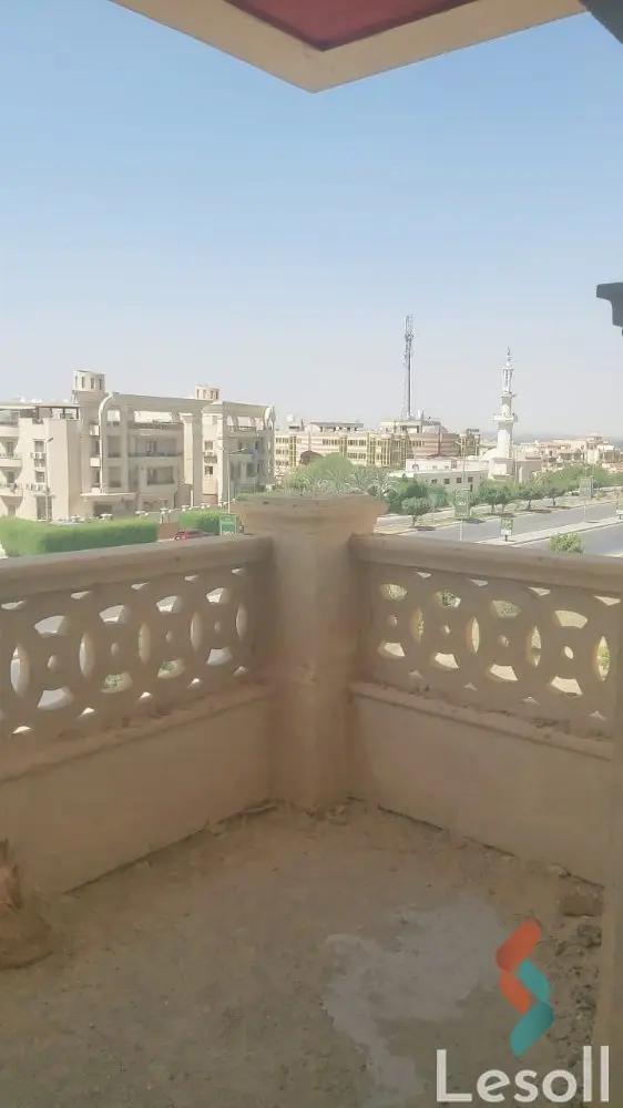 شقة للبيع بمساحة 200 متر و 3 غرف في  العبور القليوبية