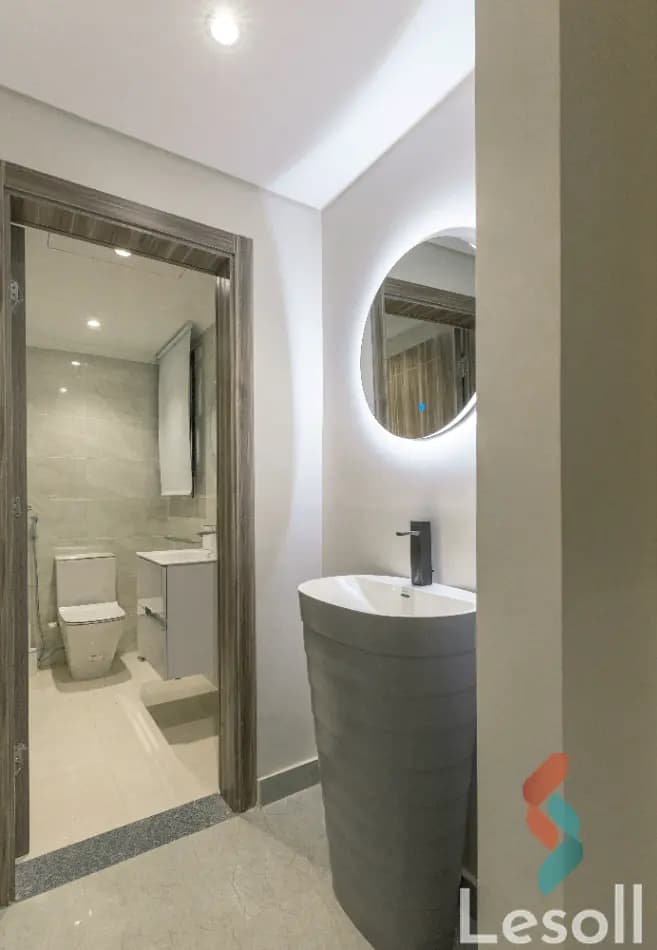 Apartment for sale with an area 130 meters and 3 rooms in  Capital New Cairo  - Image 3