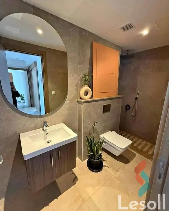 Apartment for sale with an area 160 meters and 3 rooms in  5th Settlement Cairo  - Image 3