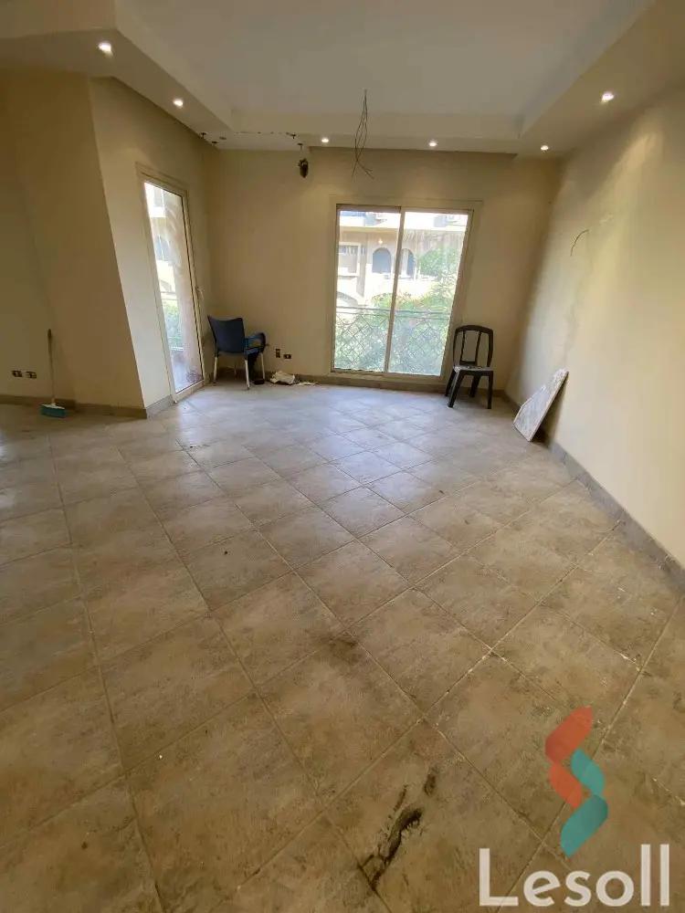 شقة للبيع بمساحة 175 متر و 3 غرف في  مدينة الشروق القاهرة