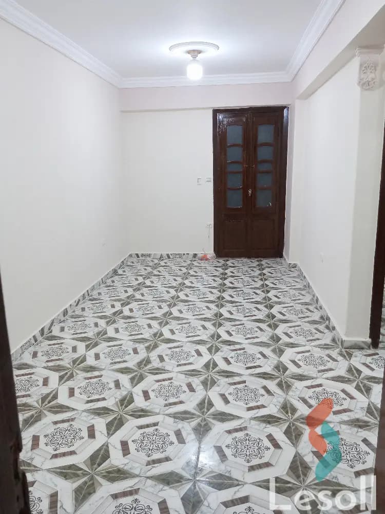 شقة لقطة للبيع جاهزة للسكن 