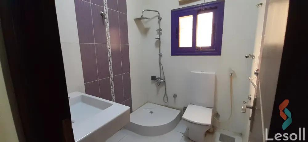 شقة للبيع بمساحة 175 متر و 3 غرف في  الشيخ زايد الجيزة