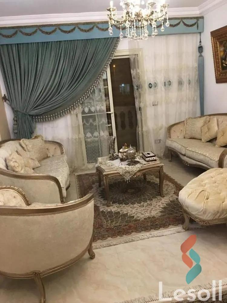 شقة للبيع بمساحة 150 متر و 3 غرف في  مدينة الشروق القاهرة