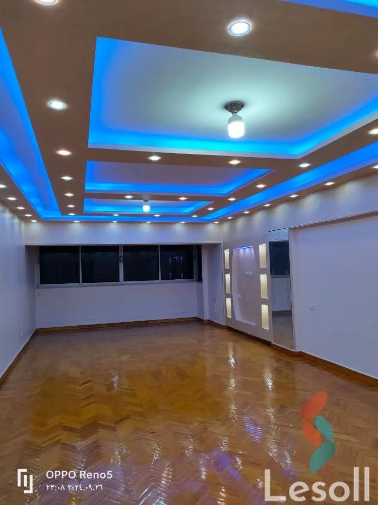 شقة للبيع بمساحة 200 متر و 3 غرف في  الهرم الجيزة