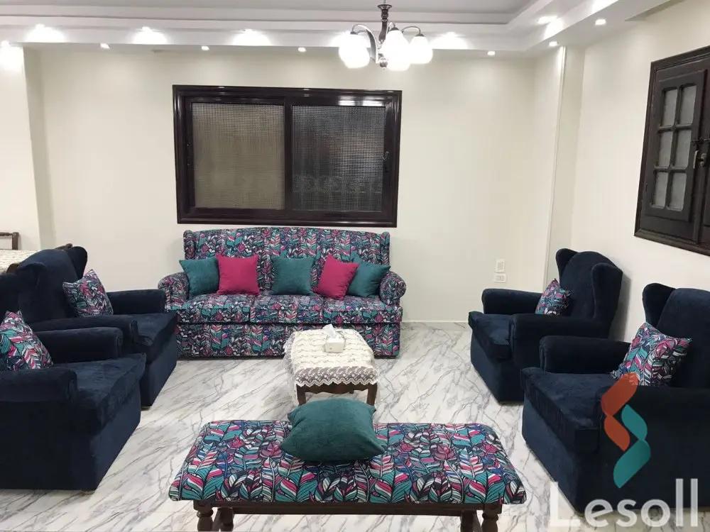 فيلا للبيع بمساحة 294 متر و 4 غرف في  العاشر من رمضان الشرقية