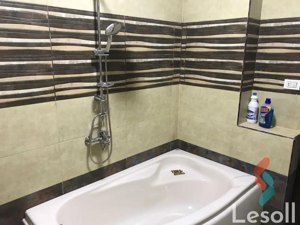 فيلا للبيع بمساحة 294 متر و 4 غرف في  العاشر من رمضان الشرقية