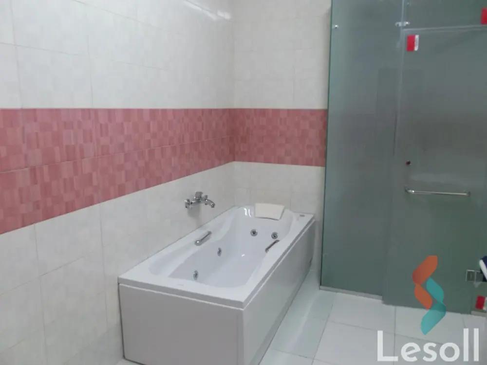 محل للايجار الشهري بمساحة 170 متر في مدينة نصر القاهرة 