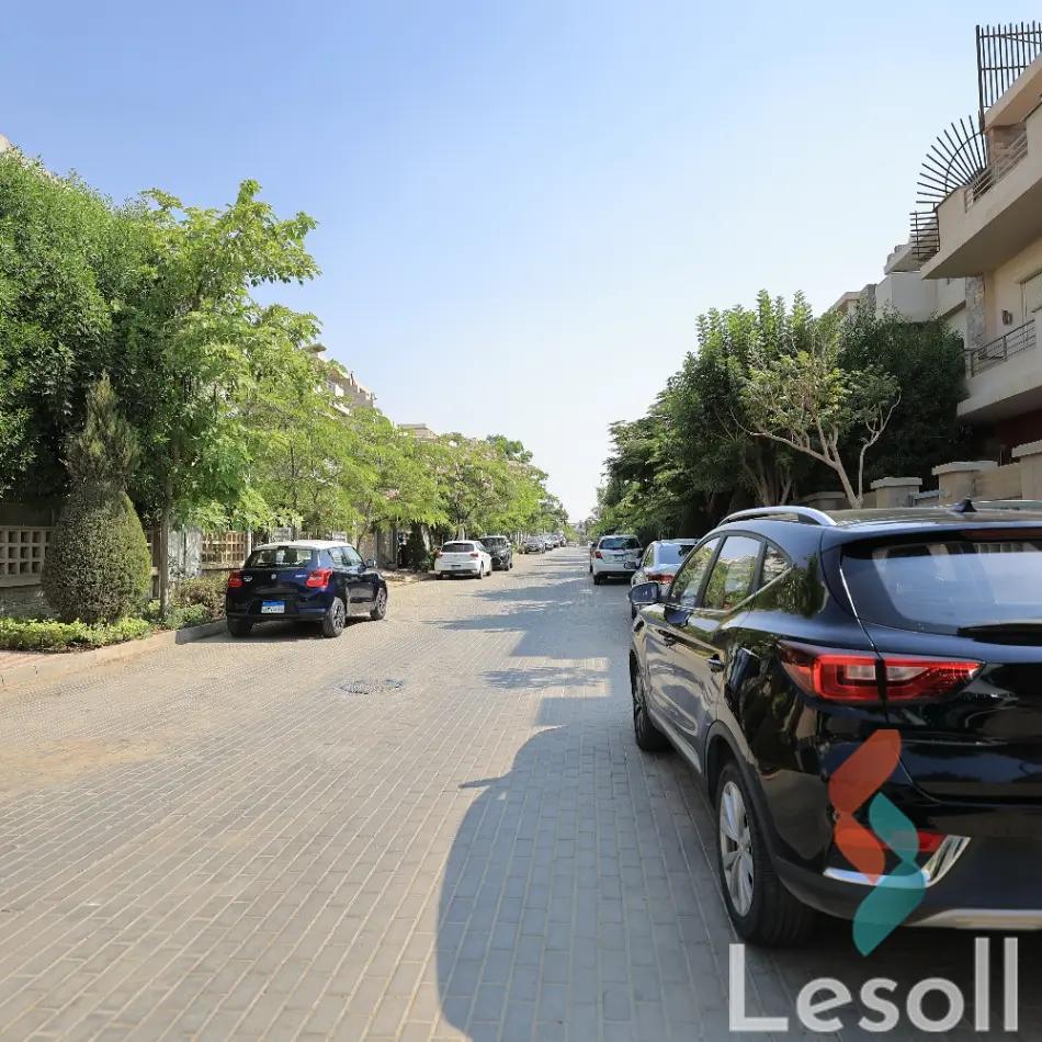 Townhouse for sale with an area 230 meters and 4 rooms in  Cheikh Zayed Giza  - All Images