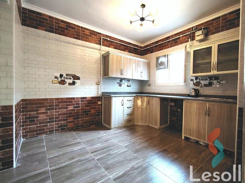 شقة للبيع بمساحة 250 متر و 3 غرف في  مدينة نصر القاهرة