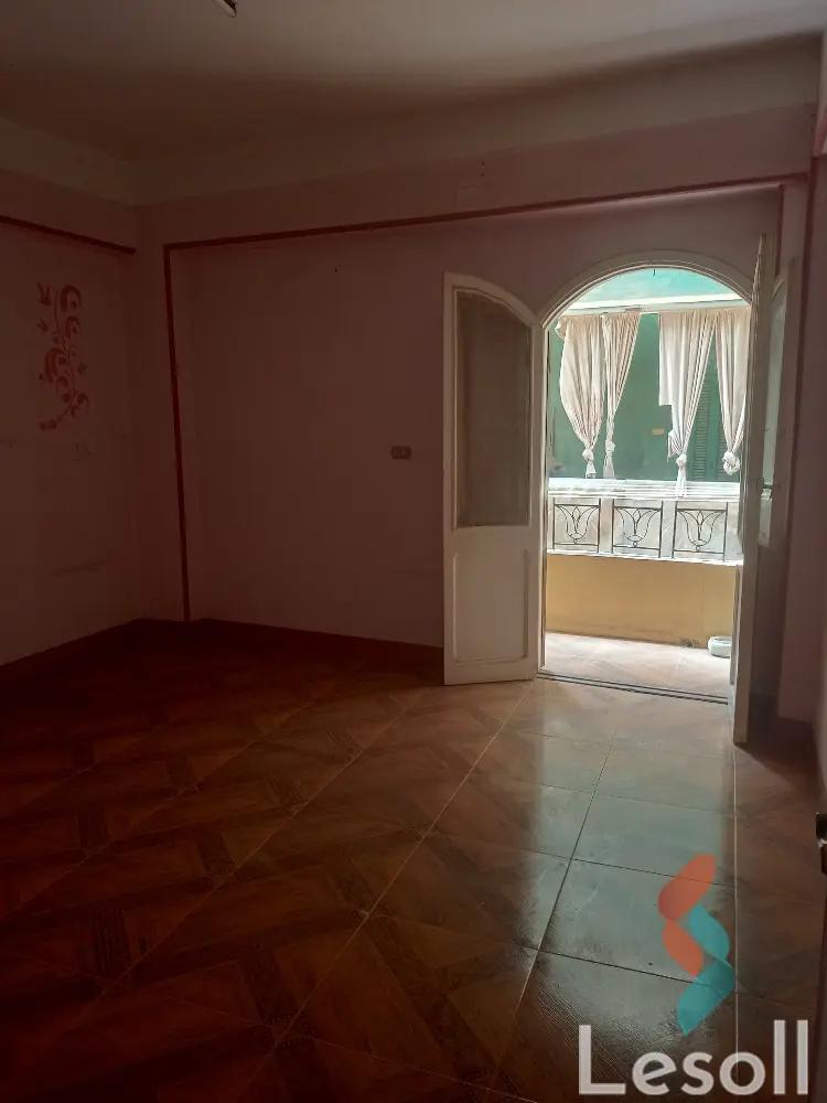 شقة للايجار الشهري بمساحة 130 متر و 3 غرف في الزقازيق الشرقية