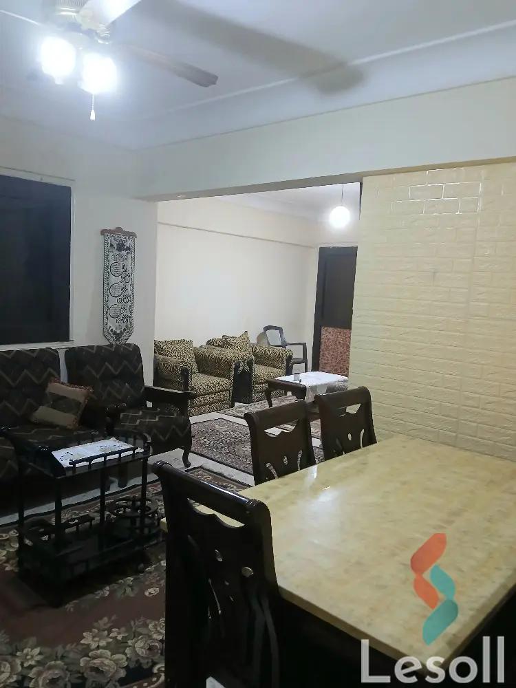 شقة للايجار الشهري بمساحة 100 متر و غرفتان في ميامي الاسكندرية