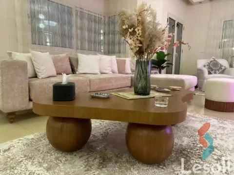 Apartment for monthly rent with an area 250 meters and 3 rooms in 5th Settlement Cairo  - All Images