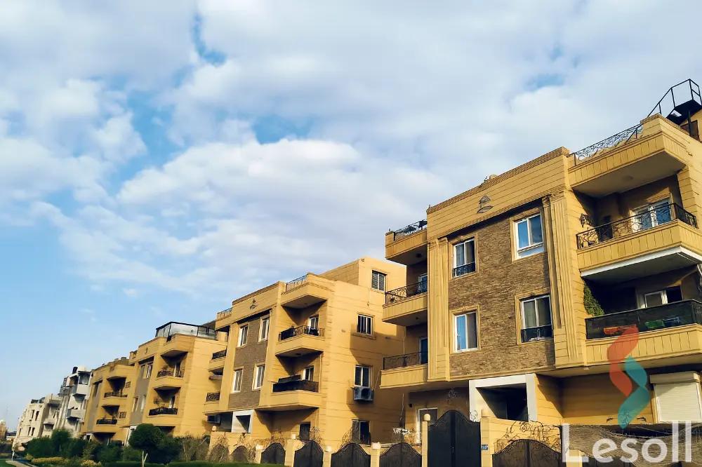 شقة للبيع بمساحة 175 متر و 3 غرف في  الشيخ زايد الجيزة