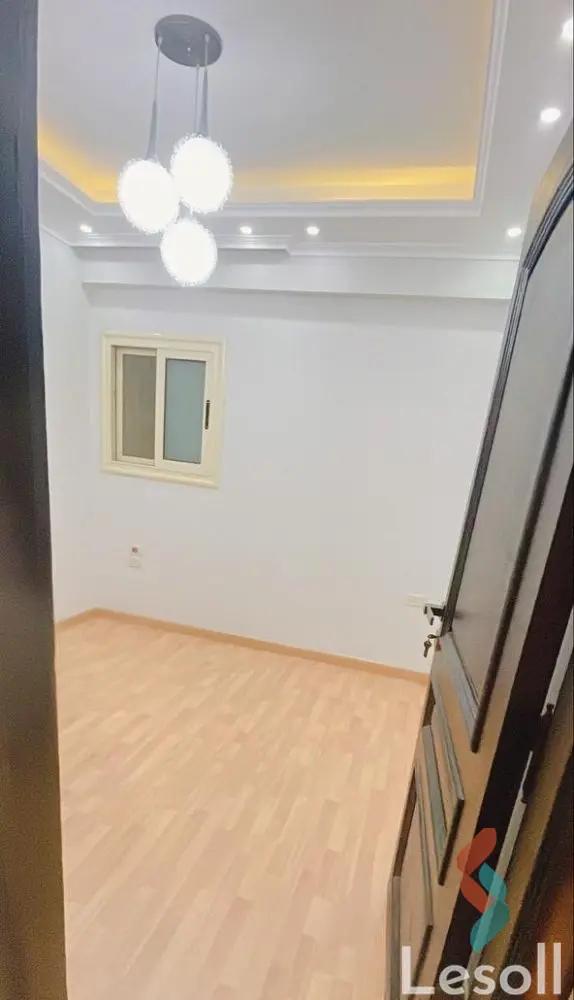 شقة للبيع بمساحة 122.5 متر و 3 غرف في  شبين الكوم المنوفية