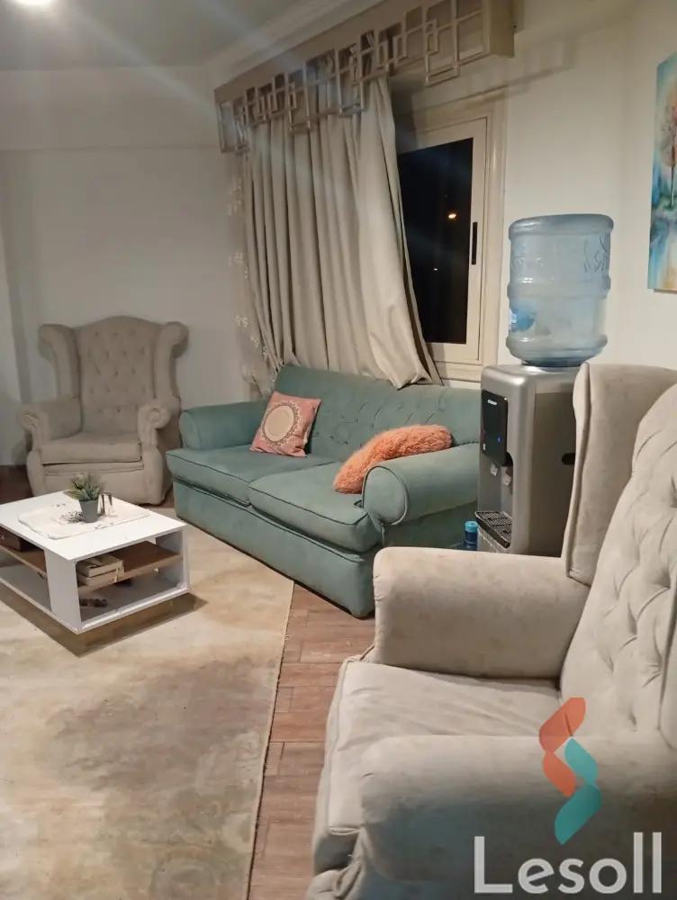 شقة للبيع بمساحة 206 متر و 3 غرف في  مدينة الشروق القاهرة