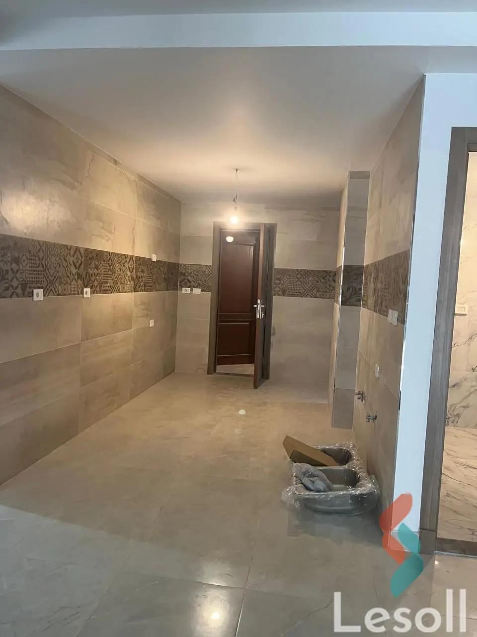 شقة للبيع بمساحة 177 متر و 3 غرف في  سموحة الاسكندرية