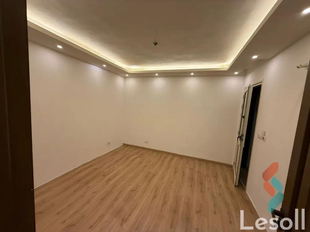 شقة للبيع بمساحة 165 متر و 3 غرف في  مدينتي القاهرة