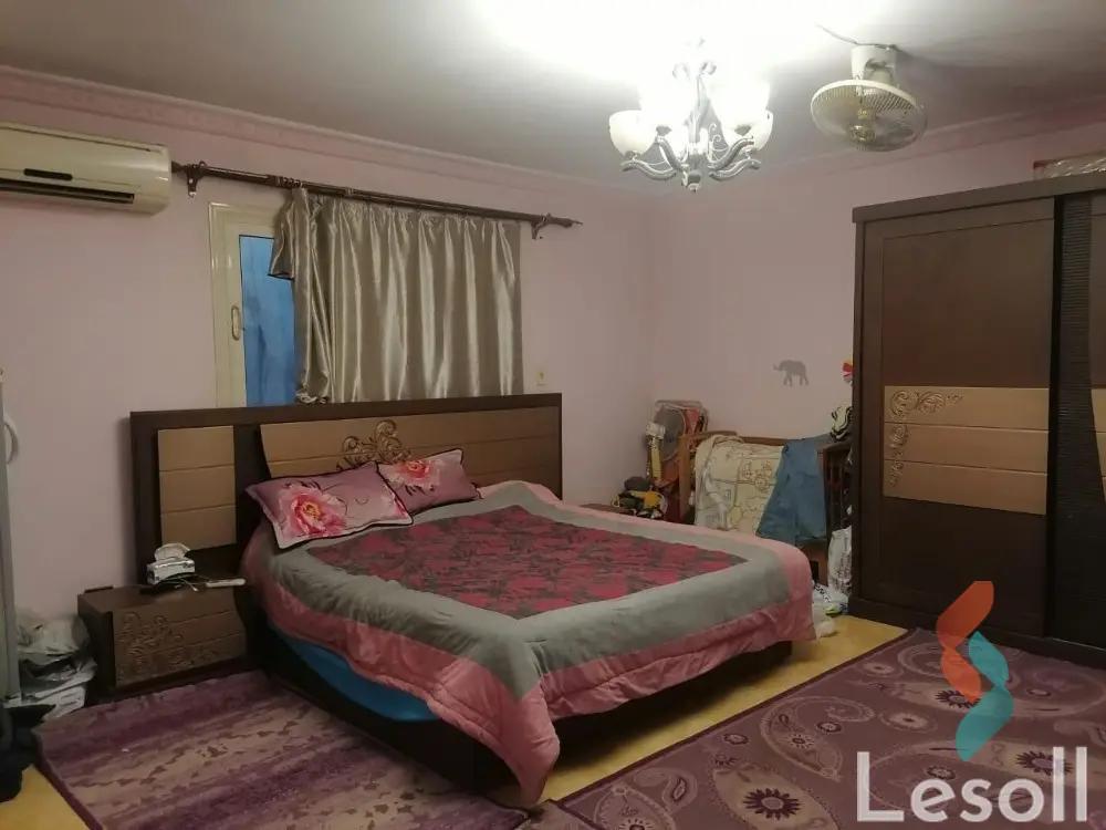 شقة للبيع بمساحة 200 متر و 3 غرف في  فيصل الجيزة