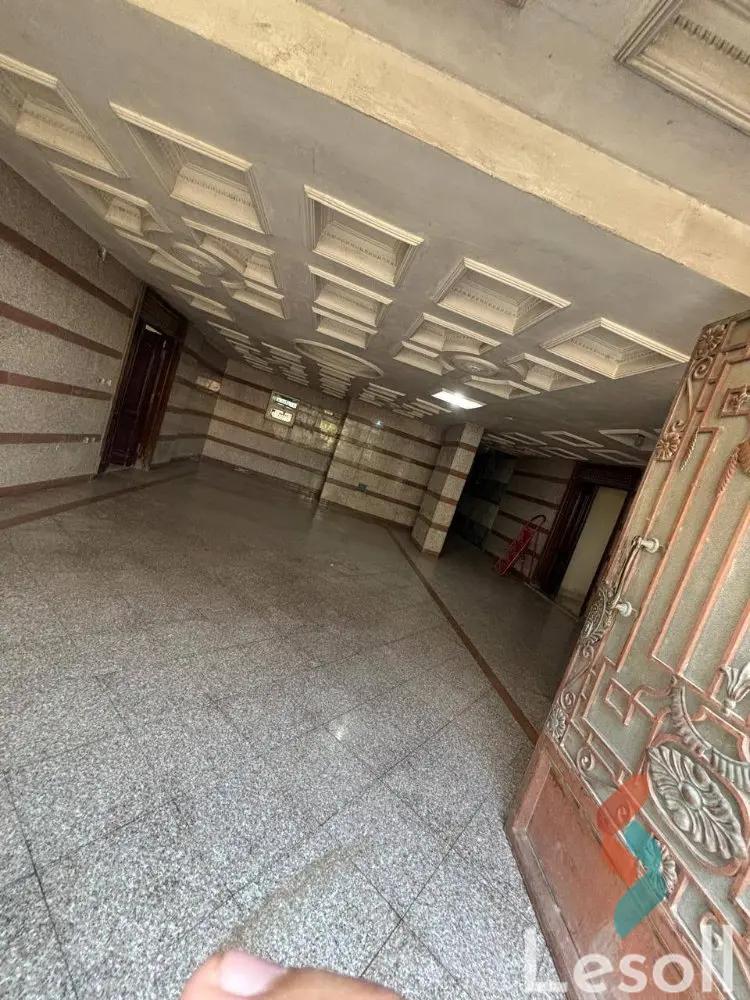  عمارة للبيع بمساحة 260 متر و 4 غرف في  المقطم القاهرة