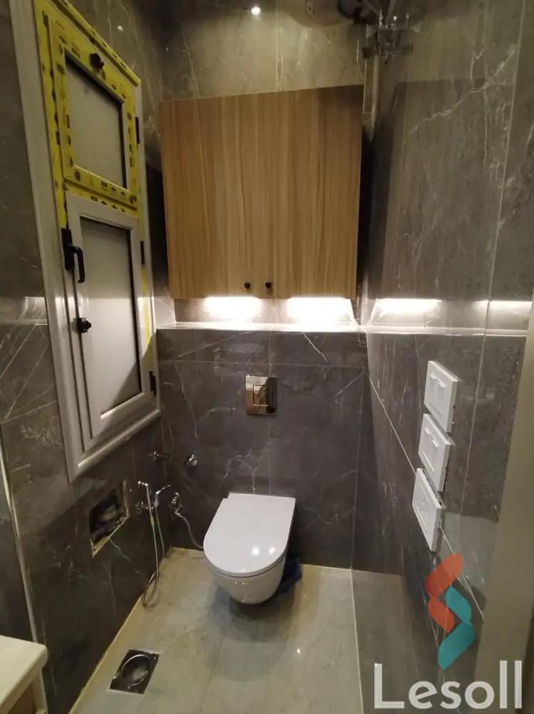 عياده للايجار الشهري بمساحة 70 متر في مدينتي القاهرة 