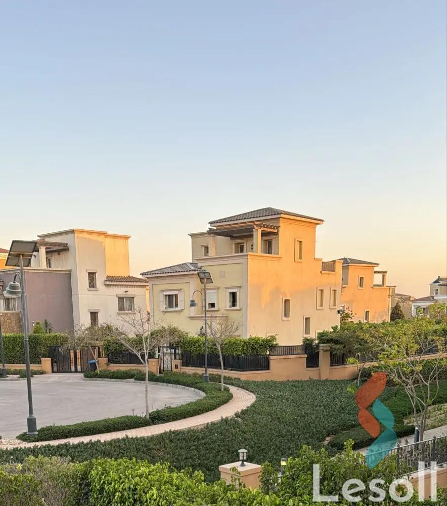 فيلا للايجار الشهري بمساحة 570 متر و 5 غرف في القاهرة الجديدة القاهرة