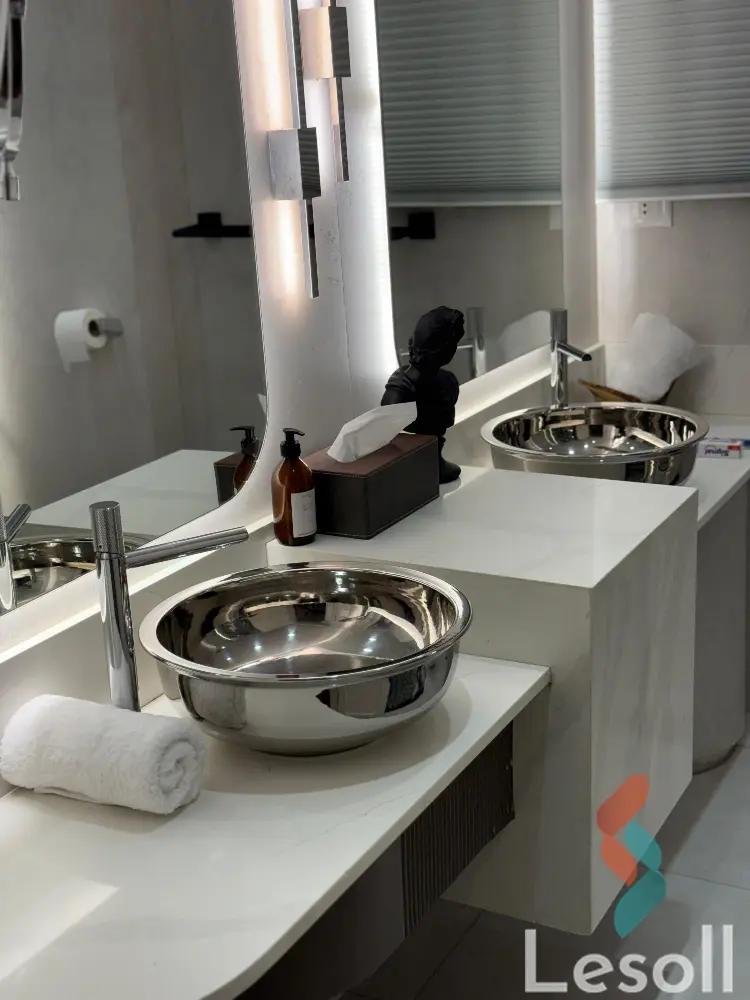 فيلا للايجار الشهري بمساحة 600 متر و 4 غرف في مدينتي القاهرة