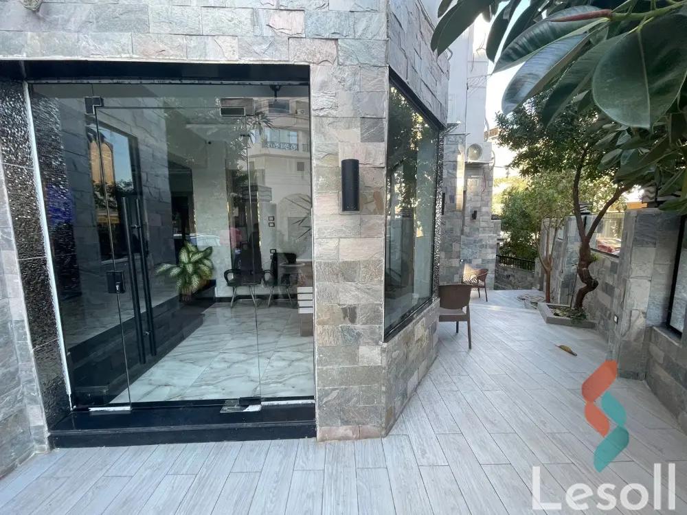 مكتب للبيع بمساحة 380 متر في القاهرة 