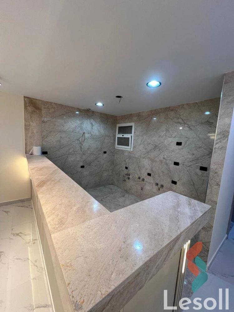 شقة بحديقة للبيع بمساحة 96 متر و غرفتان في  مدينتي القاهرة