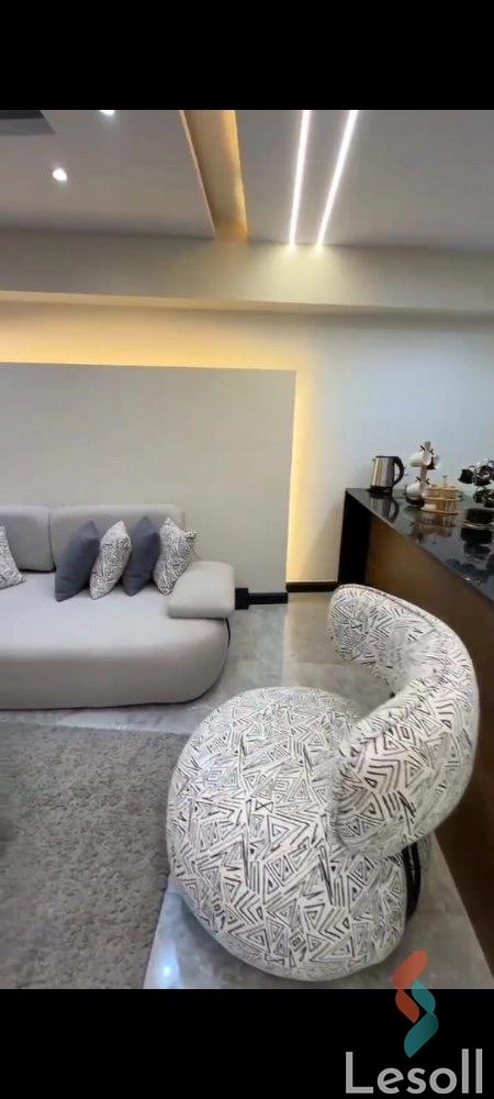 شقة للبيع بمساحة 120 متر و غرفتان في  الدقى الجيزة