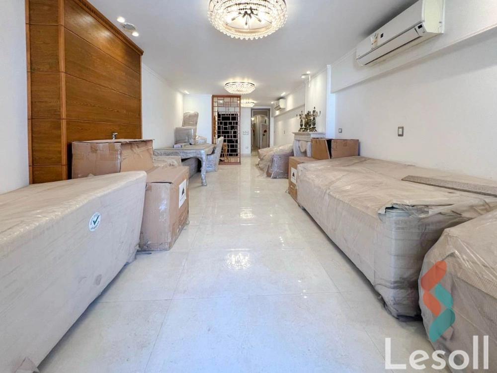 شقة للبيع بمساحة 195 متر و غرفتان في  لوران الاسكندرية - صورة 2