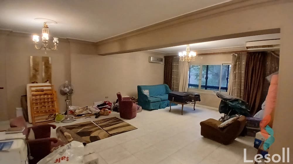 شقة للبيع فى الدقى  200م قرب مصدق الرئيسى  مكان راقى جدا مسجلة شهر عقارى . - كل الصور