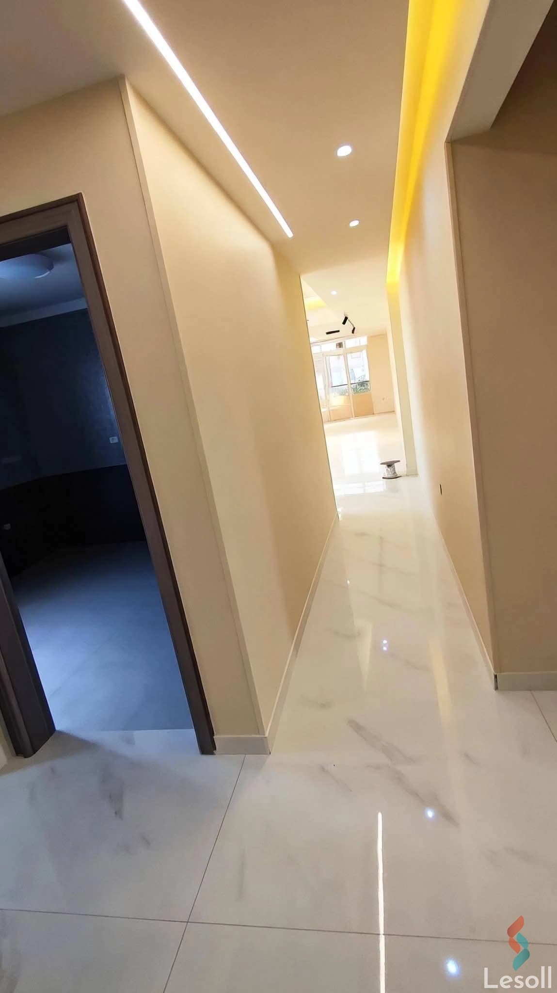 شقة فاخرة أول سكن 210م للبيع في أحد أرقى مواقع الهضبة العليا – المقطم - كل الصور
