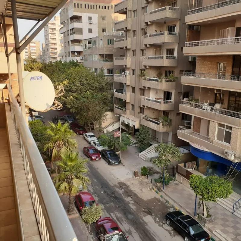 شقة للبيع بمساحة 155 متر و 3 غرف في مدينة نصر القاهرة