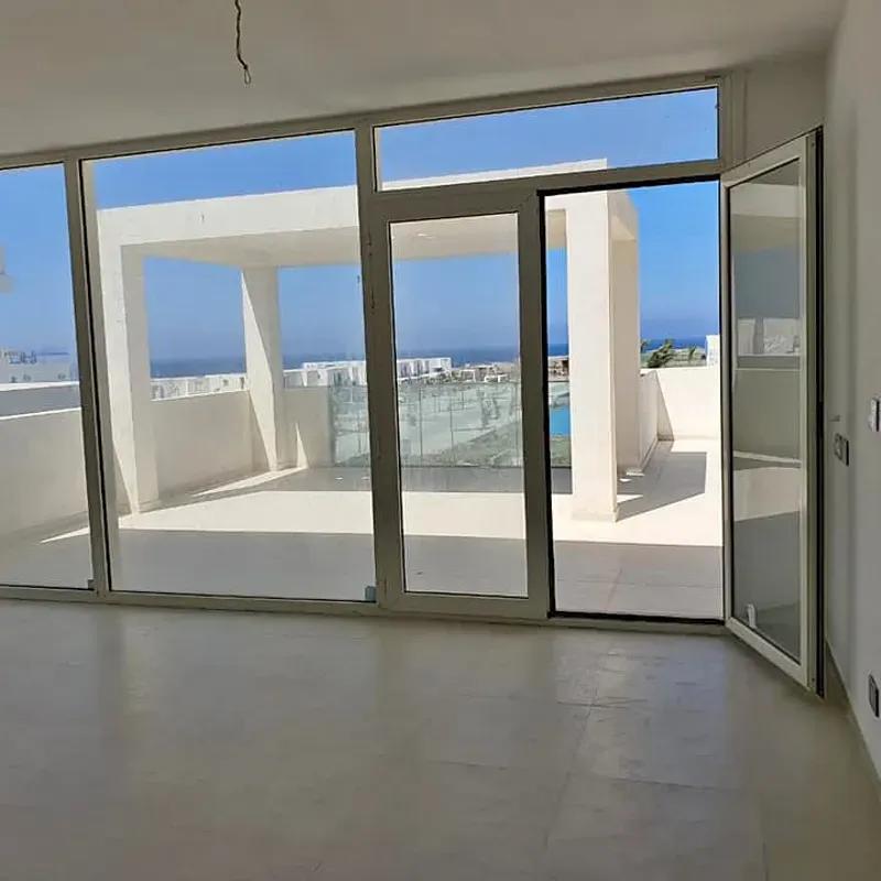 فيلا للبيع بمساحة 252 متر و 4 غرف في الساحل الشمالي الاسكندرية