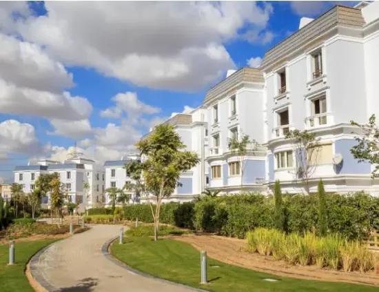 صورة مقالة: كيف تضمن حقوقك عند تأجير عقارك بطريقة قانونية