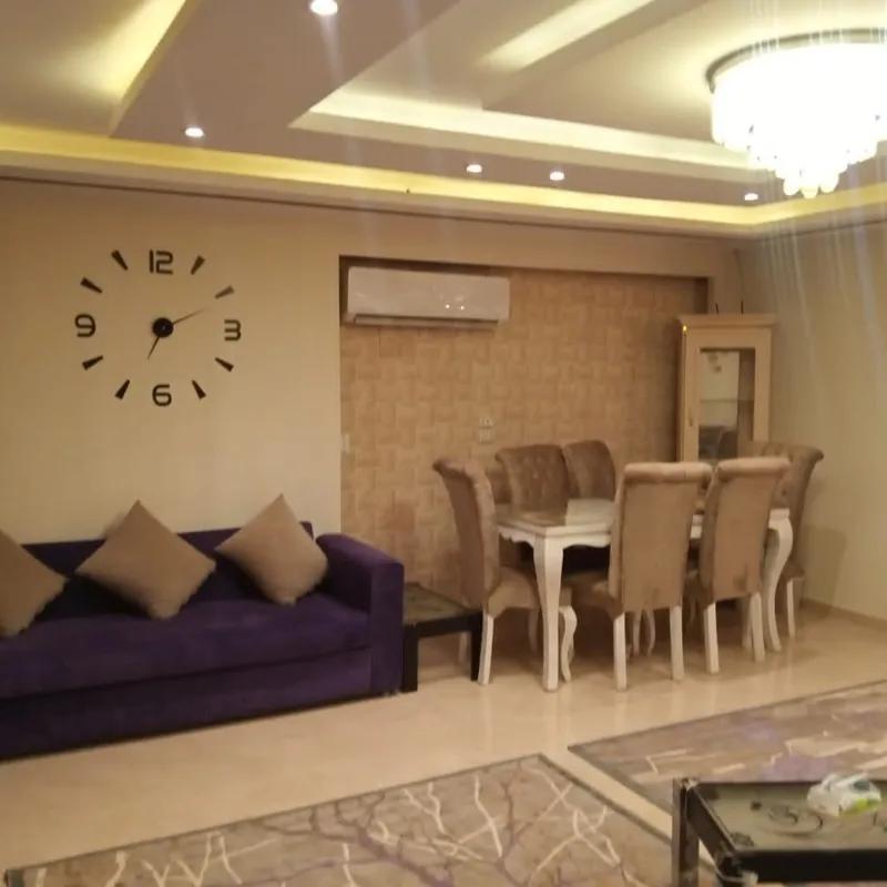 شقة فندقية للايجار اليومى والشهرى بموقع متميز بالمهندسين ميدان لبنان 