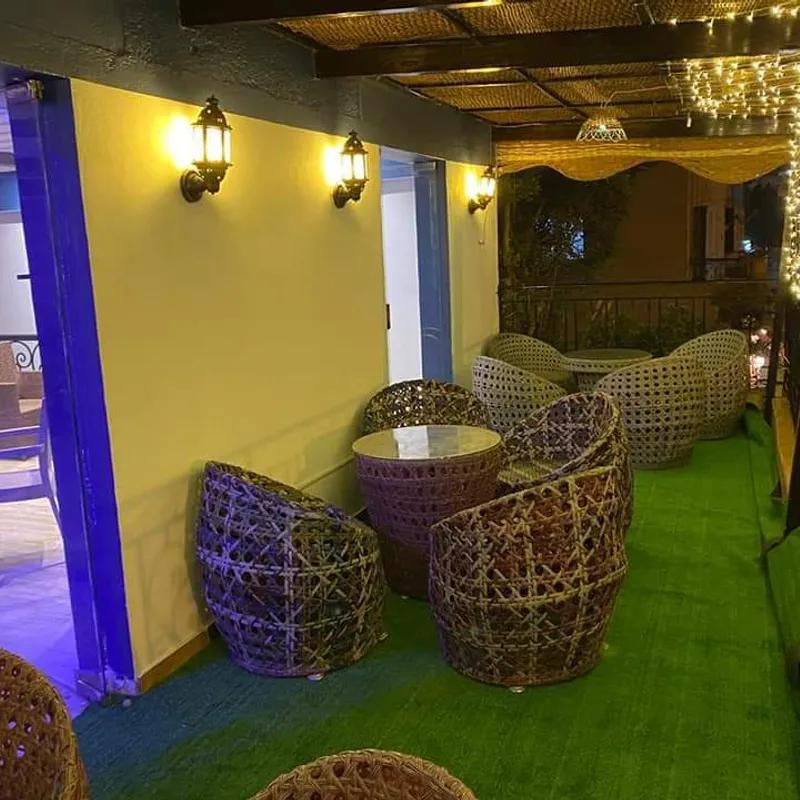 Restaurant for sale with an area of 120 meters in October 6 Giza 