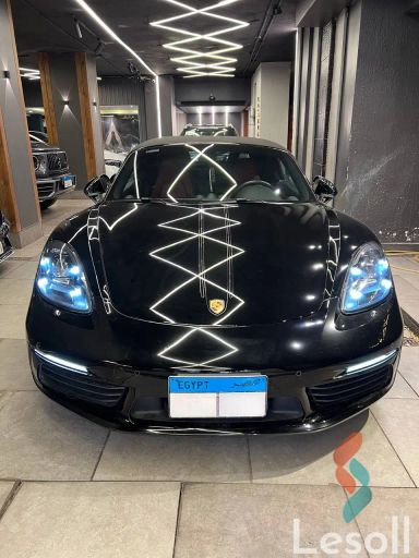 Porsche 718 boxster automatic used black model 2024
